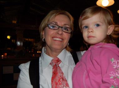 Linda and granddaughter Carly